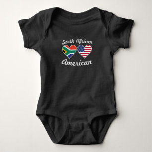 Södra - afrikansk amerikanflaggahjärtor t-shirt