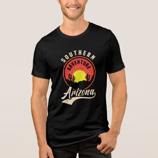 Södra Arizona Äventyr: Desert Sol & Open Road T Shirt (Framsida)
