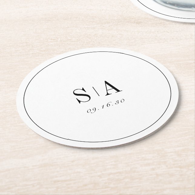 Sofistikerad monogram svartvit minimalist underlägg papper rund (Vinklad)