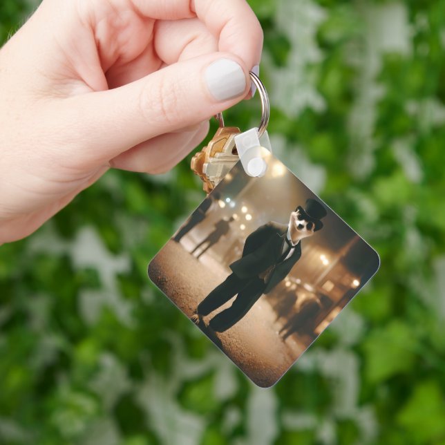 Sofistikerade surikater: Meerkats Black Tie-händel Nyckelring (Hand)