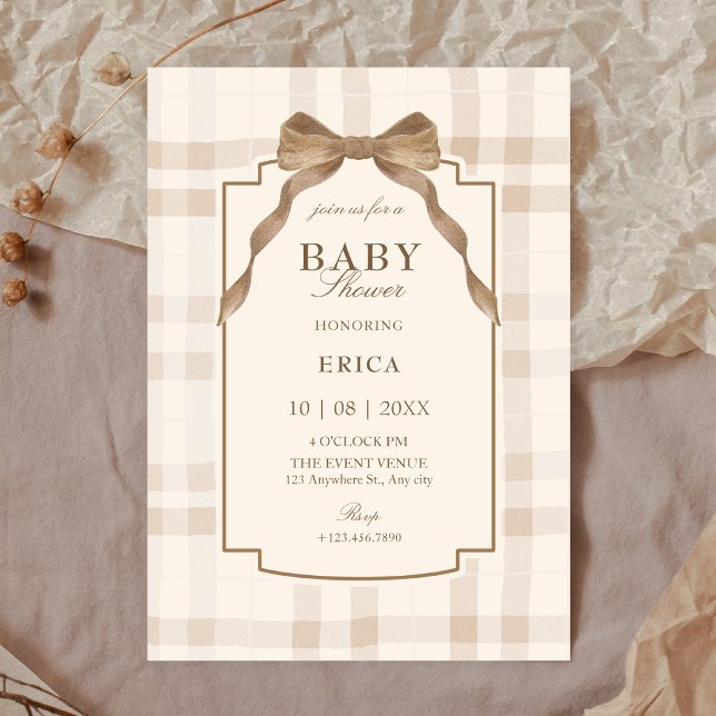 Soft beige brown bow tartan plaid baby shower inbjudningar (Skapare uppladdad)