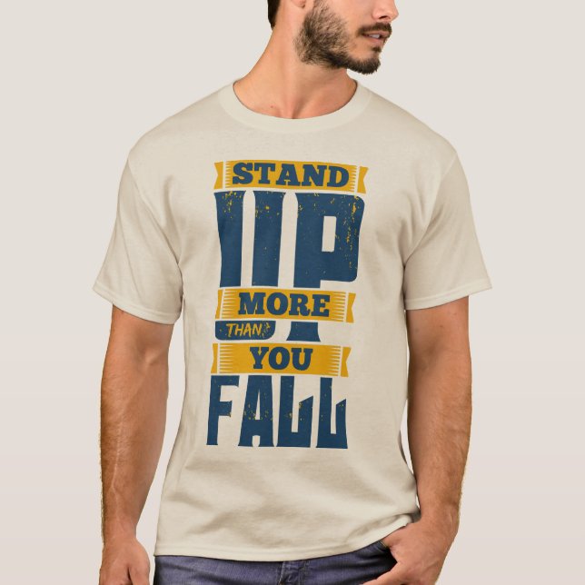 "Soft Comfort, Strong Ord: Motiv Quote Te T Shirt (Framsida)