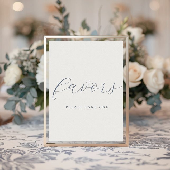 Soft Dusty Blue Wedding Favors Sign Poster (Skapare uppladdad)