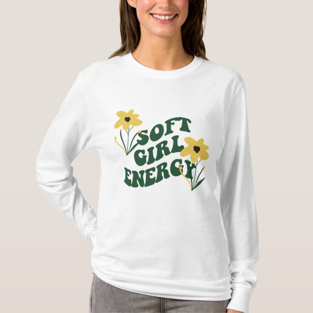 Soft Girl Energy Retro Flowers T Shirt (Framsida)