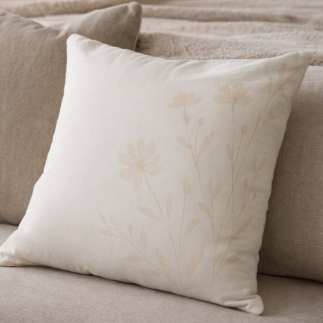 Soft Ivory Florals Throw Pillow Kudde (Muted gray and peach-beige florals designed for serene bedrooms and reading corners)