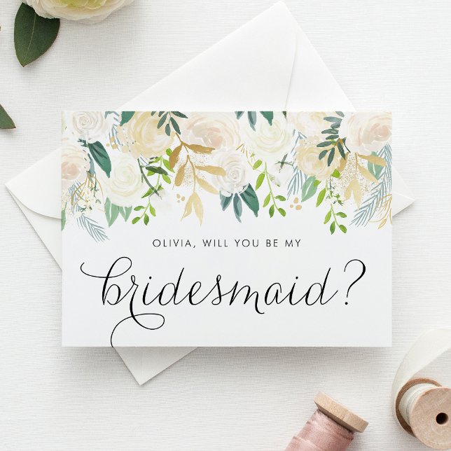 Soft Ivory Flowers kommer att bli min bridesmaid Inbjudan Vykort (Floral Bridesmaid Proposal Card with Soft Ivory Flowers and Faux Gold Foil and Glitter Accents)