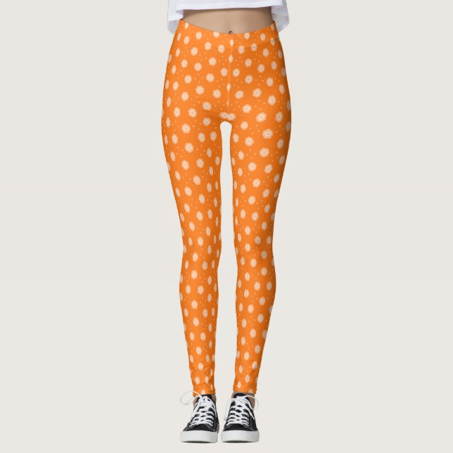 Soft Peachy Beige Flowers on Orange Background  Leggings (Framsida)