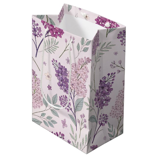 Soft Pink and Purple Lilac Floral Pattern   (Framsidan Vinklad)