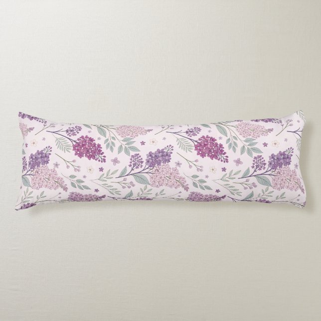 Soft Pink and Purple Lilac Floral Pattern   Kroppskudde (Framsidan)