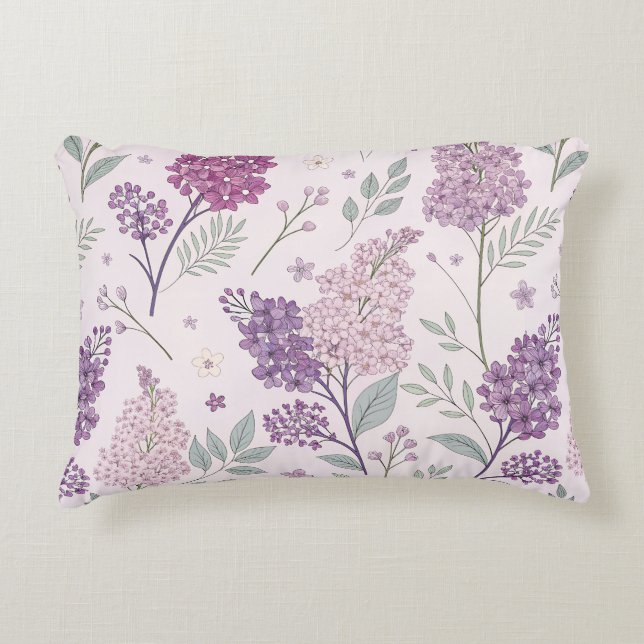 Soft Pink and Purple Lilac Floral Pattern   Prydnadskudde (Framsidan)