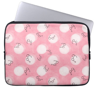 Soft Pink Cute Pattern – Minimal Aesthetic Polka Laptop Fodral