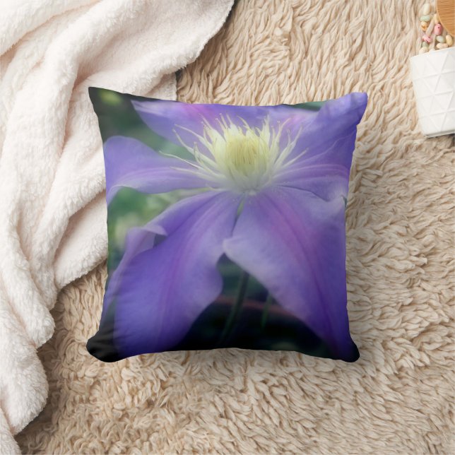 Soft Purple Clematis Flower Petals Kudde (Filt)