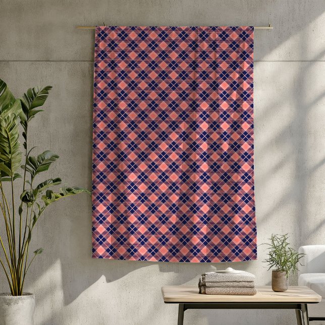 Soft Tartan Throw i Coral and Navy Check Mönster Fleecefilt (Soft Tartan Throw in Coral and Navy Check Pattern)