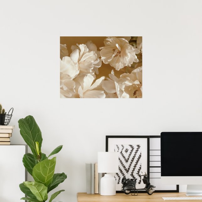 Soft White Floral Poster (Hemmakontoret)