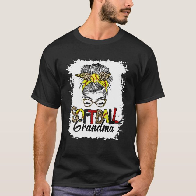 Softball Grandma Life with Leopard Messy Bun Mothe T Shirt (Framsida)