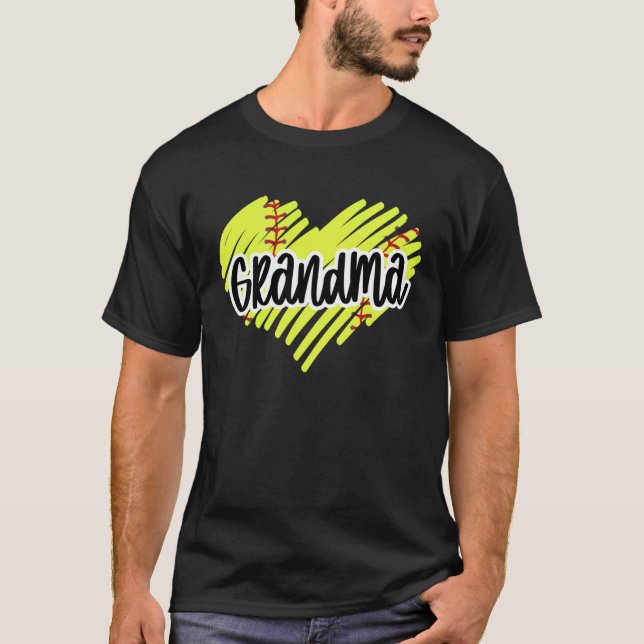 Softball Heart Ball Grandma Graphic Softball T Shirt (Framsida)