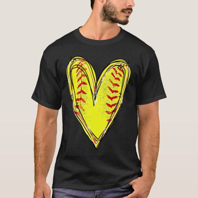 Softball Heart Love Softball Mom Softball Game Day T Shirt (Framsida)