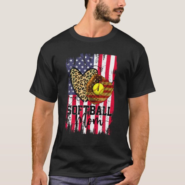 Softball Mamma American Flagga Patriotic 4:e juli  T Shirt (Framsida)