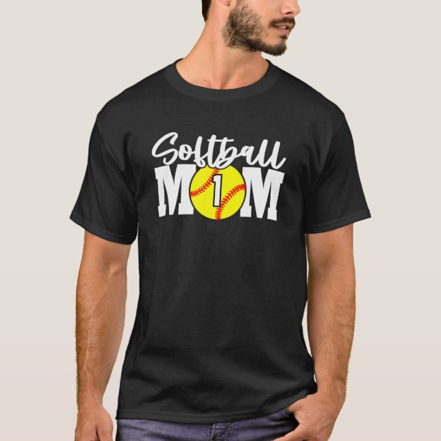 Softball Mom 1 T Shirt (Framsida)