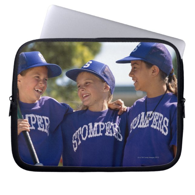 Softball teammates laptop sleeve (Framsidan)