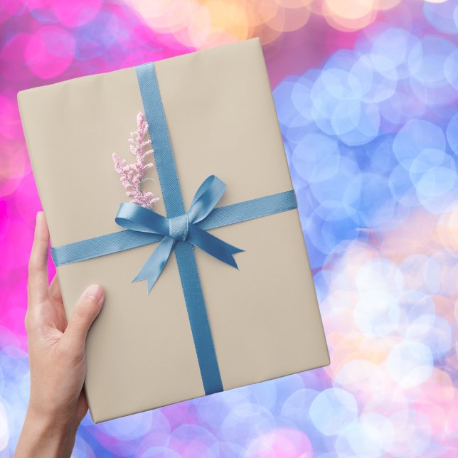 Softer Tan Solid Färg Presentpapper (Skapare uppladdad)