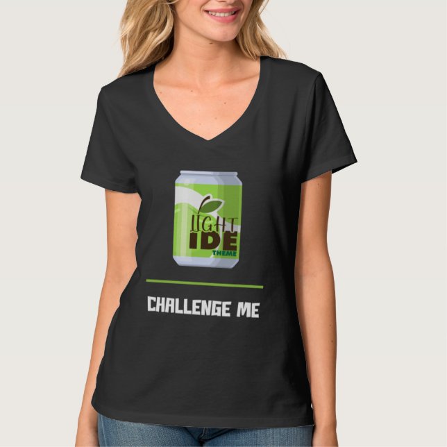 Software Developer Light IDE Theme Challenge Me T Shirt (Framsida)