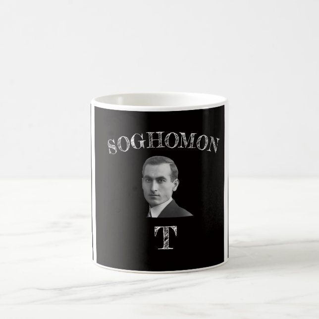 Soghomon T Kaffe Mugg (Center)