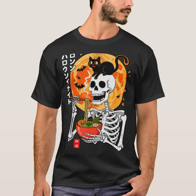 Soky Skeleton Eating Ramen Bowl With Cat Halloween T Shirt (Framsida)