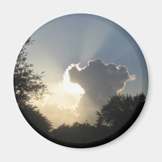 Sol brinner genom CloudsMagnet Magnet (Framsidan)