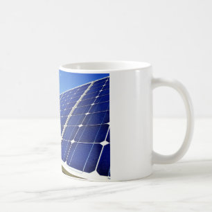 Sol- grön energi driver kaffemugg