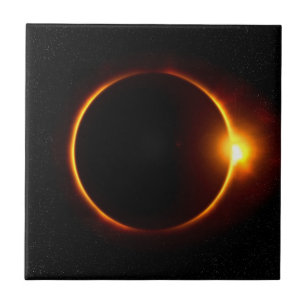 Sol & måne för sol- förmörkelse mörk kakelplatta