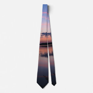 Sol ned vid Fellows Neck Tie Slips