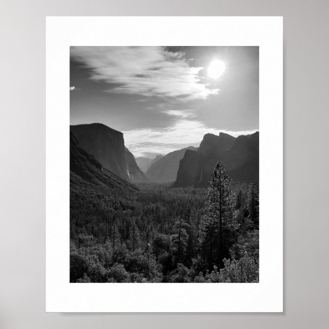 Sol över Valley Yosemite Black and White Photo Poster (Framsidan)