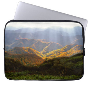 Sol Rays over Shirakami-Sanchi-bergen Laptop Fodral