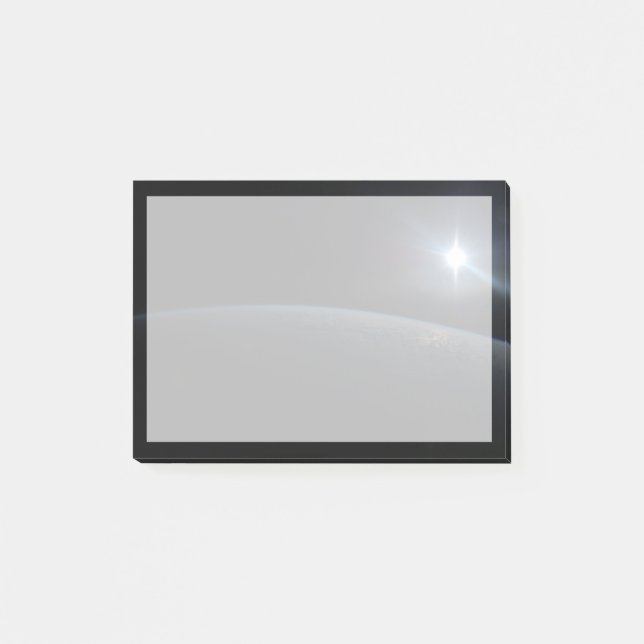 Sol sätter sig över jordens Horisont. Post-it Block (Framsida)