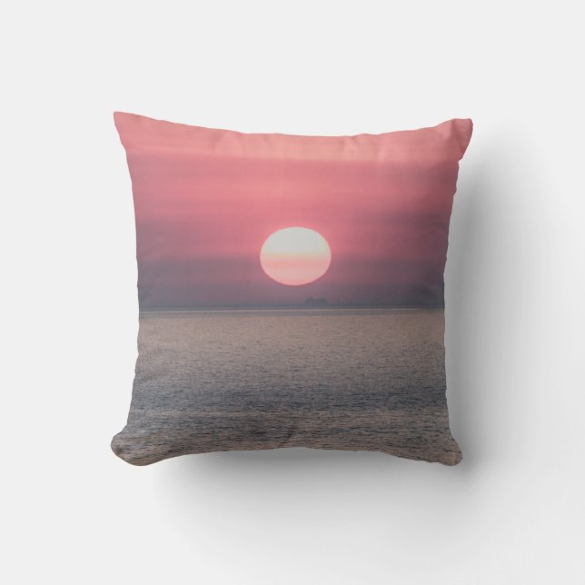 SOL STÄLLNING PÅ OCEAN HORIZON KUDDE (Framsida)