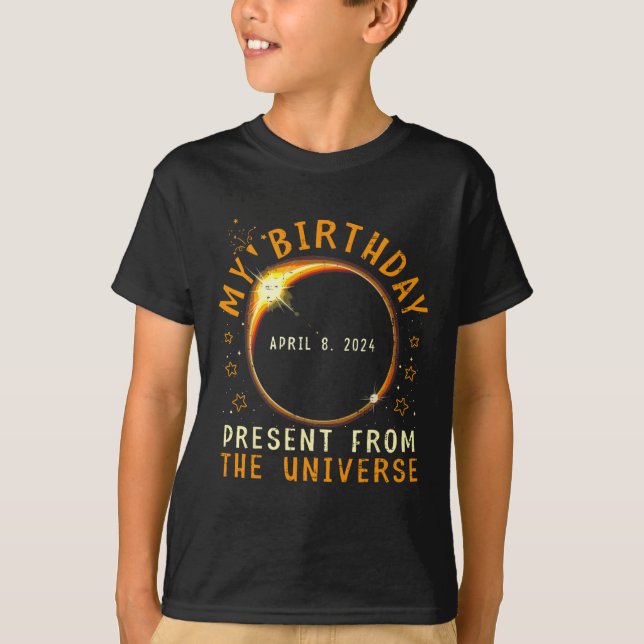 Solar Eclipse 2024 Birthday Present 4.8.24 Totalit T Shirt (Framsida)