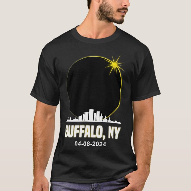 Solar Eclipse 2024 Buffalo Skyline Total Solar Ecl T Shirt (Framsida)