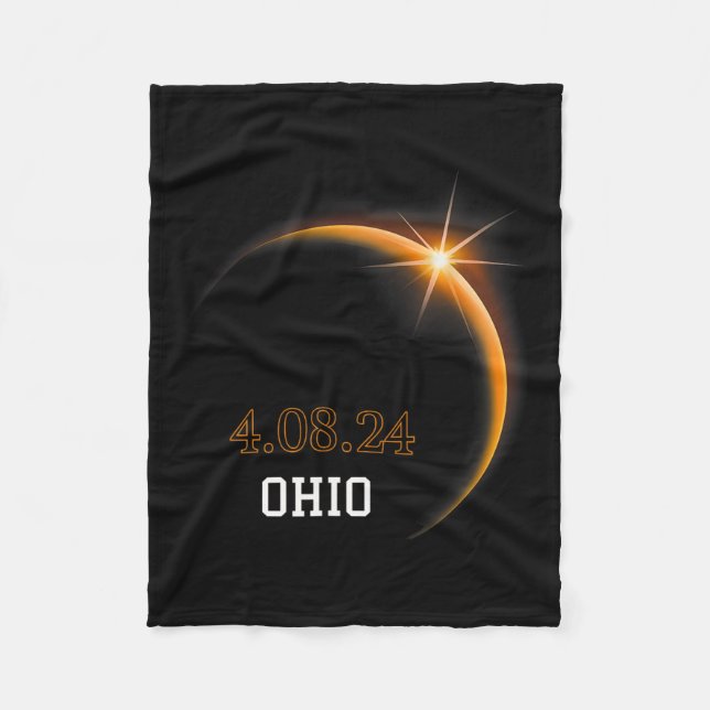 Solar Eclipse 2024 Ohio Totality Vår 4.08.24 Fleecefilt (Framsidan)