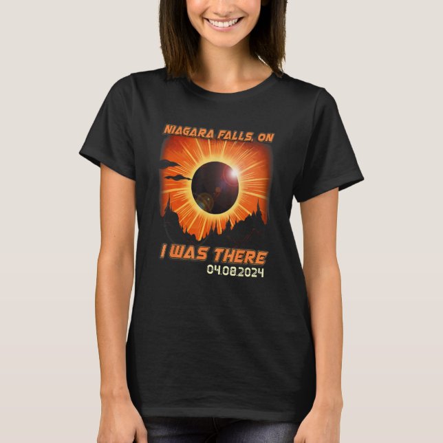 Solar Eclipse Mountain Hiking Niagara Falls T Shirt (Framsida)