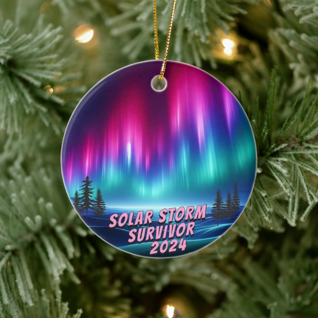 Solar Storm Survivor 2024 Northern Ljus Julgransprydnad Keramik (Träd)