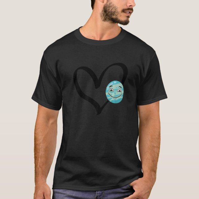 Solar System Planet Heart för rymdforskning T Shirt (Framsida)