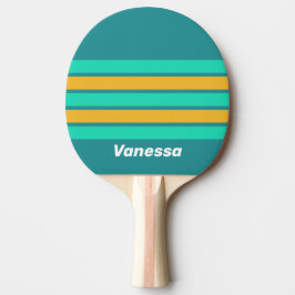Solbelysta hav tvärs över randigt med namn pingisracket