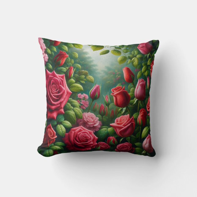 "Solbelysta Ro Garden: Dew Kissed Blooms" Kudde (Framsida)