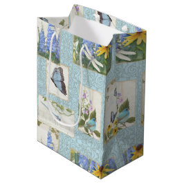 Solblommor Blåa blommor Dragonfly Butterfly Garden