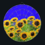 Solblommor - Fred - Frihet för Ukraina Darttavla<br><div class="desc">Solblommor - Fred - Frihet för Ukraina - Stödja oberoende tillsammans - Seger! Låt oss världen till ett bättre ställe - alla tillsammans! En bättre värld börjar - beroende - behöver du också! Du kan överföra till 1 000 Zazzle-produkter. Ändra storlek och flytta eller ta bort och lägg till inslag/text...</div>