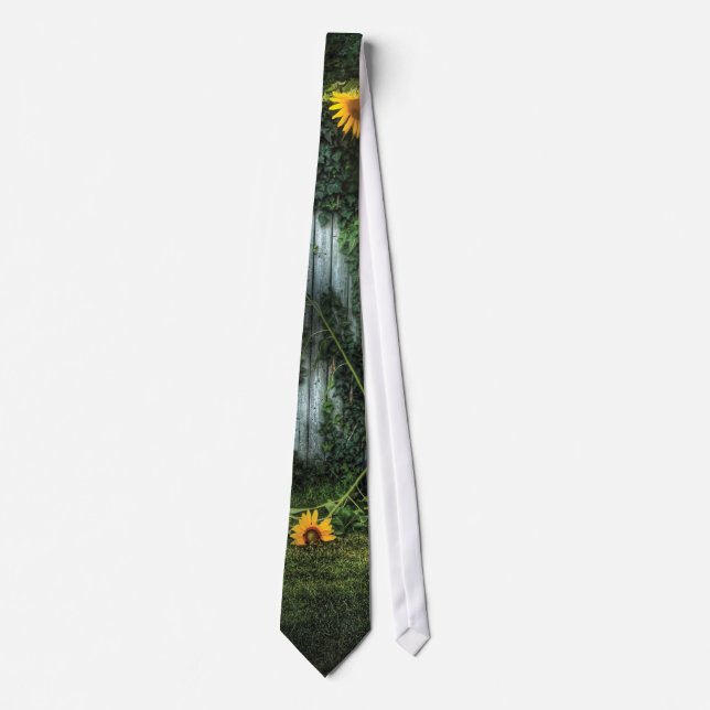 Solblommor - Någon hjälp honom Slips (Framsida)