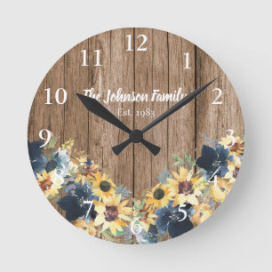 Solblommor Rustic Wood Family Namn Kitchen Clock Rund Klocka