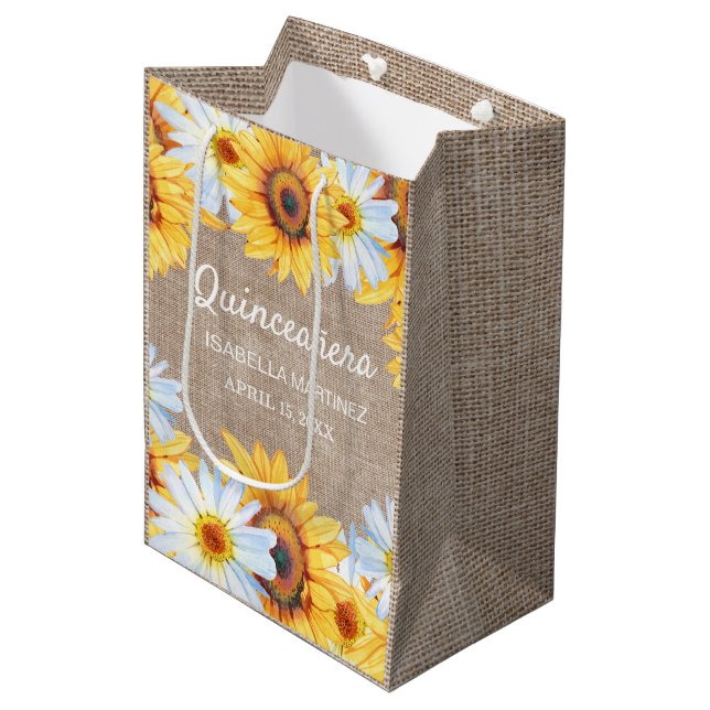 Solblommor White Daisy Burlap Quinceañera Namn (Framsidan Vinklad)