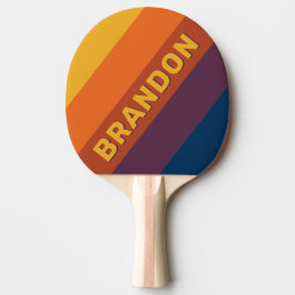Solbränd lera djärvt randig med namn pingisracket